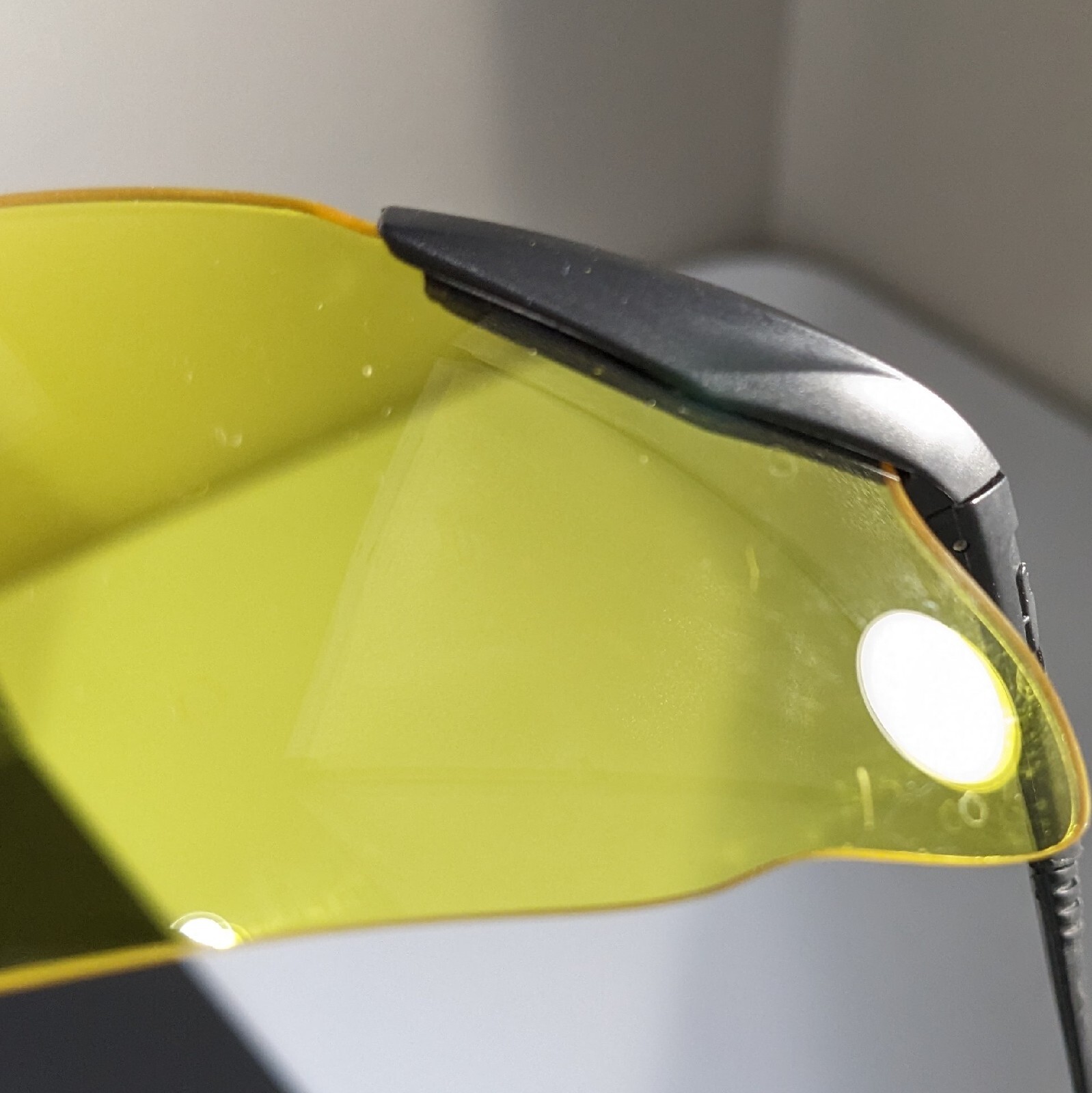 ESS ICE Military GlassesYellow Lense and Clear (Light Scratches)