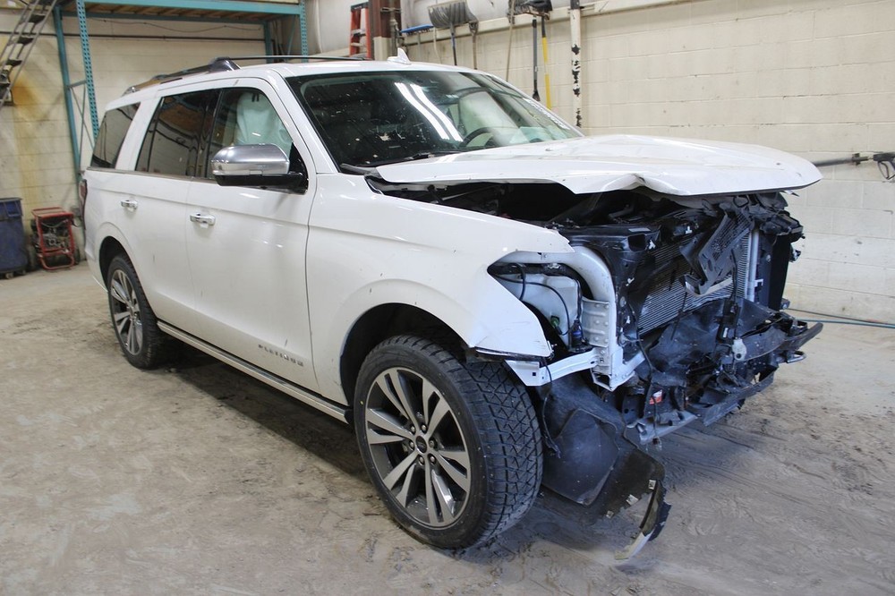 Camera/Projector Camera Windshield Mounted Fits 21 EXPEDITION 3013141