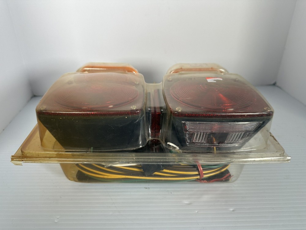 Anderson Marine Under 80' Trailer Light Kit #E546