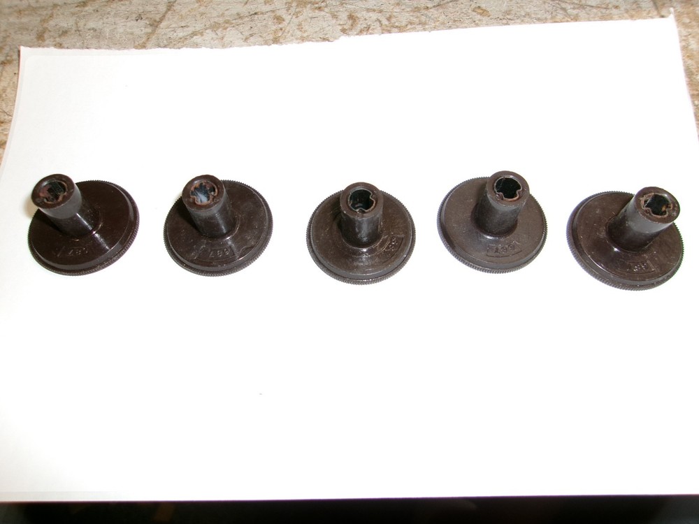 5 VINTAGE BROWN CONTROL KNOBS WITH GOLD INSERTS
