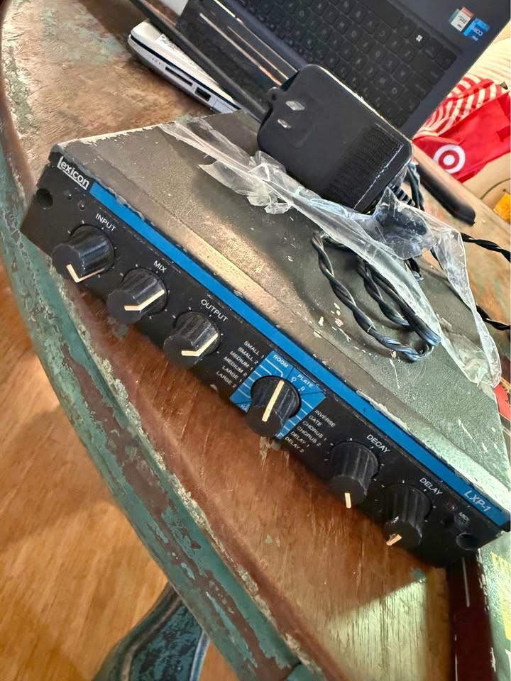 Lexicon LXP-1 effects processor