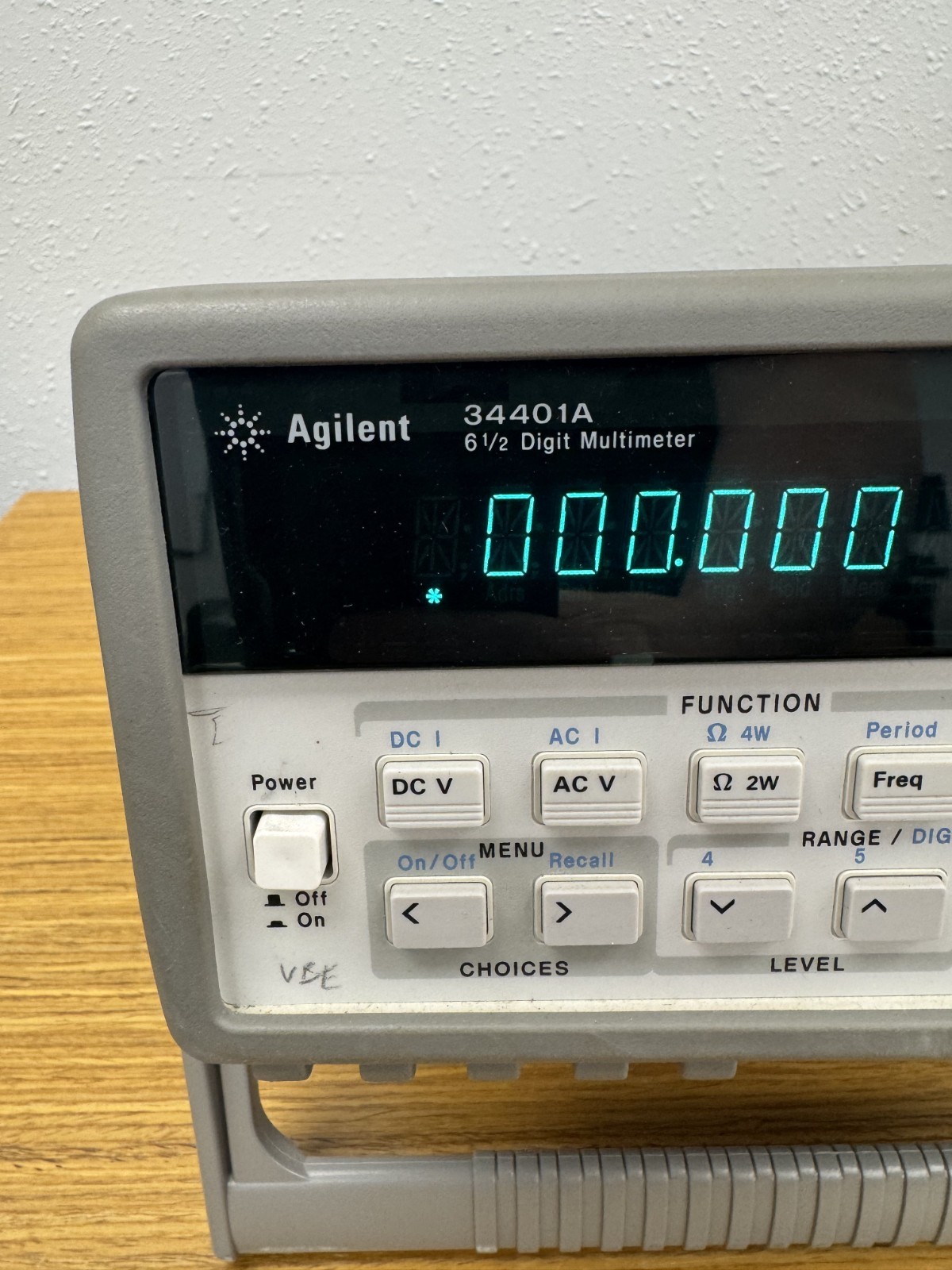 Agilent 34401A 6 1/2 Digit Multimeter