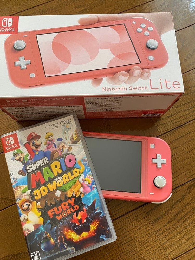 NINTENDO SWITCH LITE Mario WORLD Set