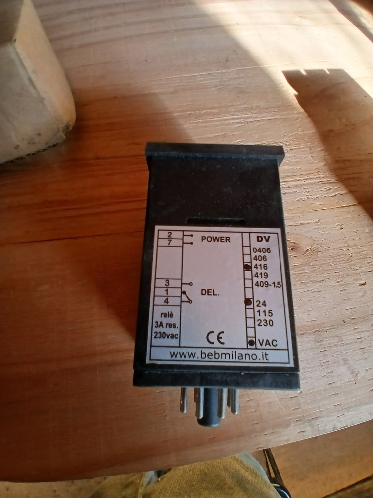 New Bebmilano DV416 Timer/Counter with display 24 VAC