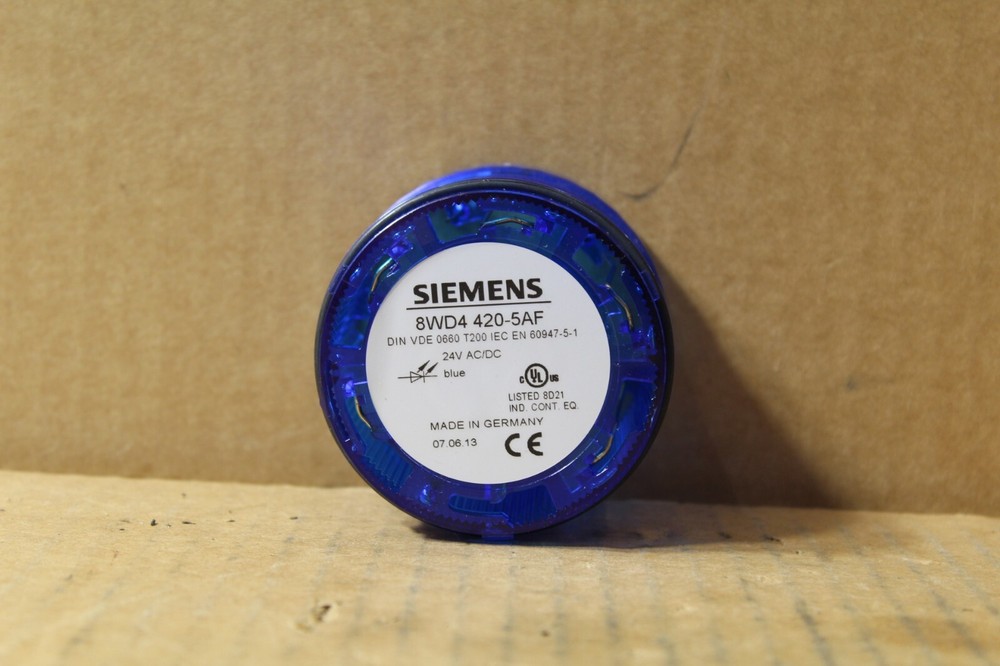 Siemens 8WD4 420-5AF Blue Stack Light w/ LED