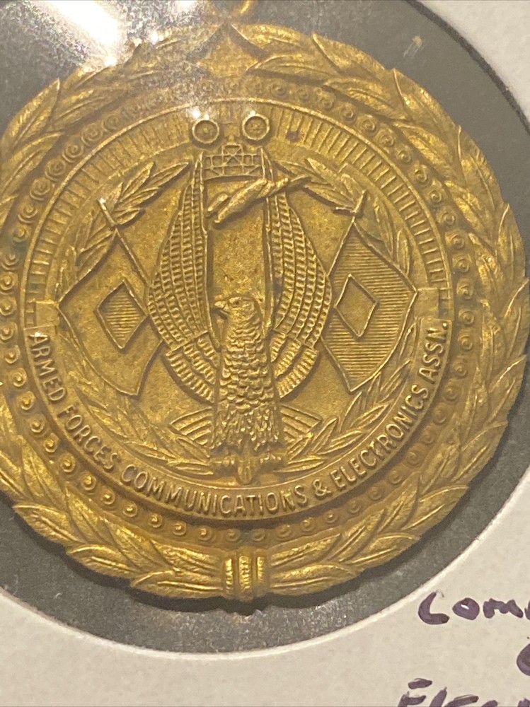 Armed Forces Communication And Electronics Medallion Token Undated