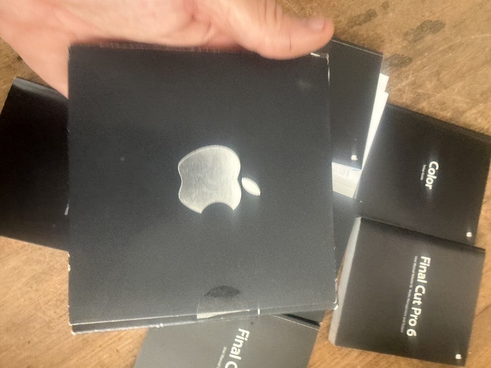 Final Cut Studio 2 HD Academic Version With Final Cut Studio HD Pre Owned