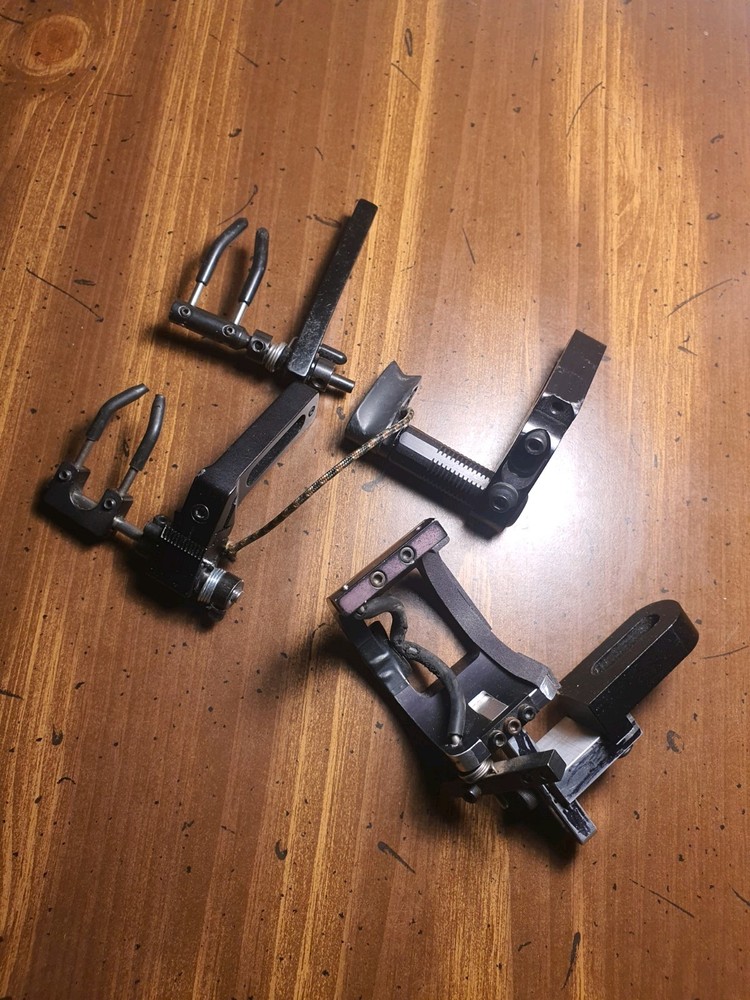 Achery Arrow Rest Lot