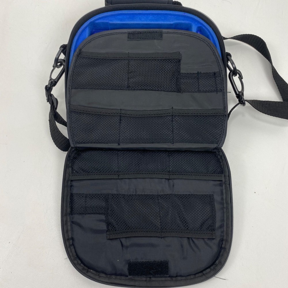 Handheld gaming molded carrying case