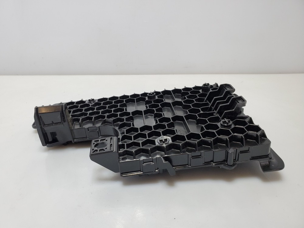 ✅ 20-22 OEM Tesla Model Y Left Driver Side Voltage Body Control Module Unit