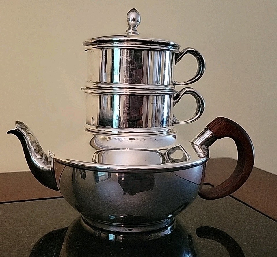 Vintage Friedman Silver Co. Silver Plated Tea Pot Stackable Cups Wood Handle