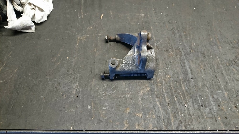 holder Ford Mustang 2,3l E47E