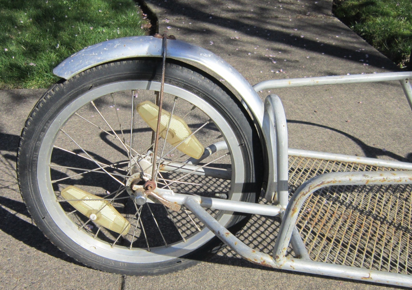 Vintage BOB Yak BICYCLE All-Metal CARGO TRAILER Single Wheel