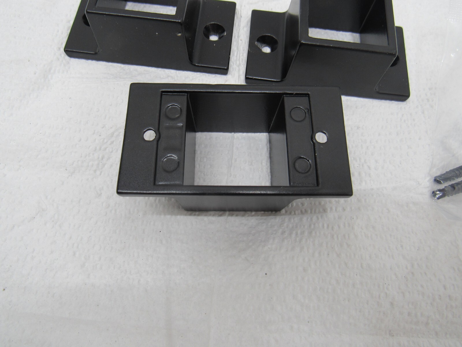 Barrette Outdoor Living 5/8" Metal Wall Mount Fence Brackets 3 Pack 73013011