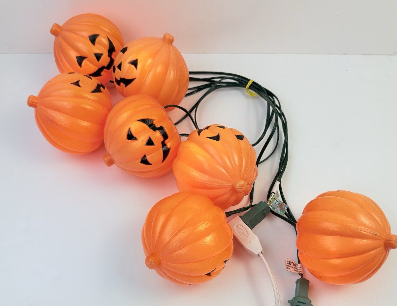 VINTAGE HALLOWEEN BLOW MOLD 5” PUMPKIN JACK O LANTERN LIGHT UP YARD SET OF 7