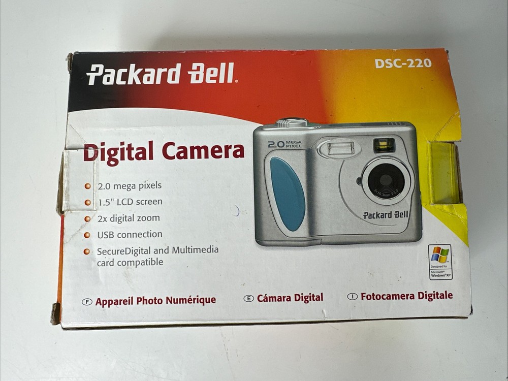 Packard Bell DSC-220 2.0MP Compact Digital Camera