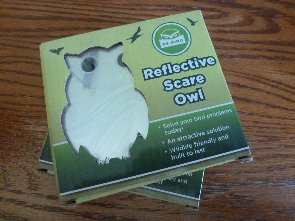 De-Bird Reflective Scare Owl, new, 2 boxes