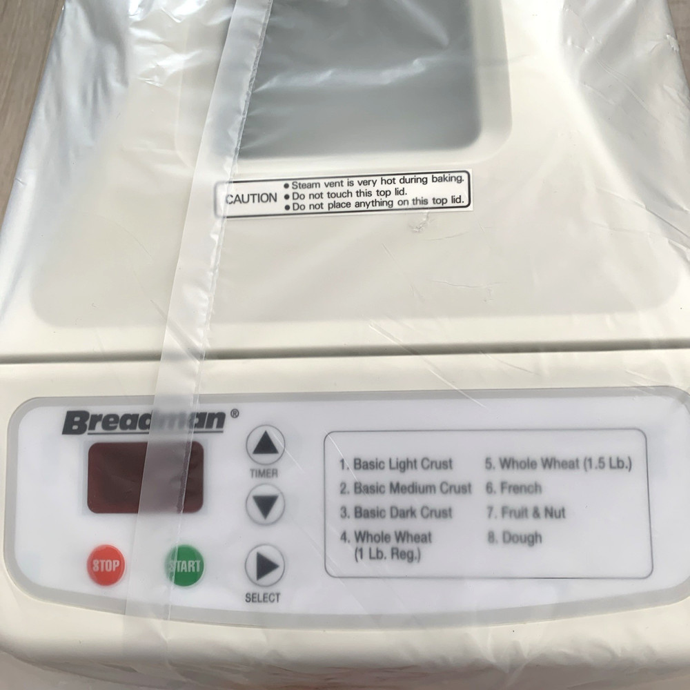 Breadman TR-440 Automatic Bread Machine Maker 1.5 Lb Loaf New