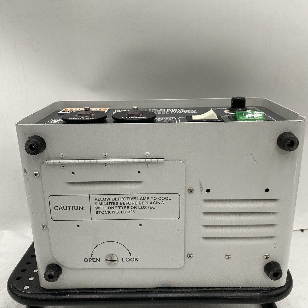 LUXTEC HIGH TECH SOLID STATE 150 WATT QUARTZ HALOGEN FIBER OPTIC LIGHT SOURCE