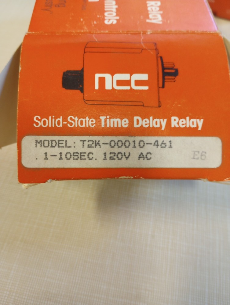 t2k-00010-461 1-10 second solid state time delay relay 120v ac (NOS)
