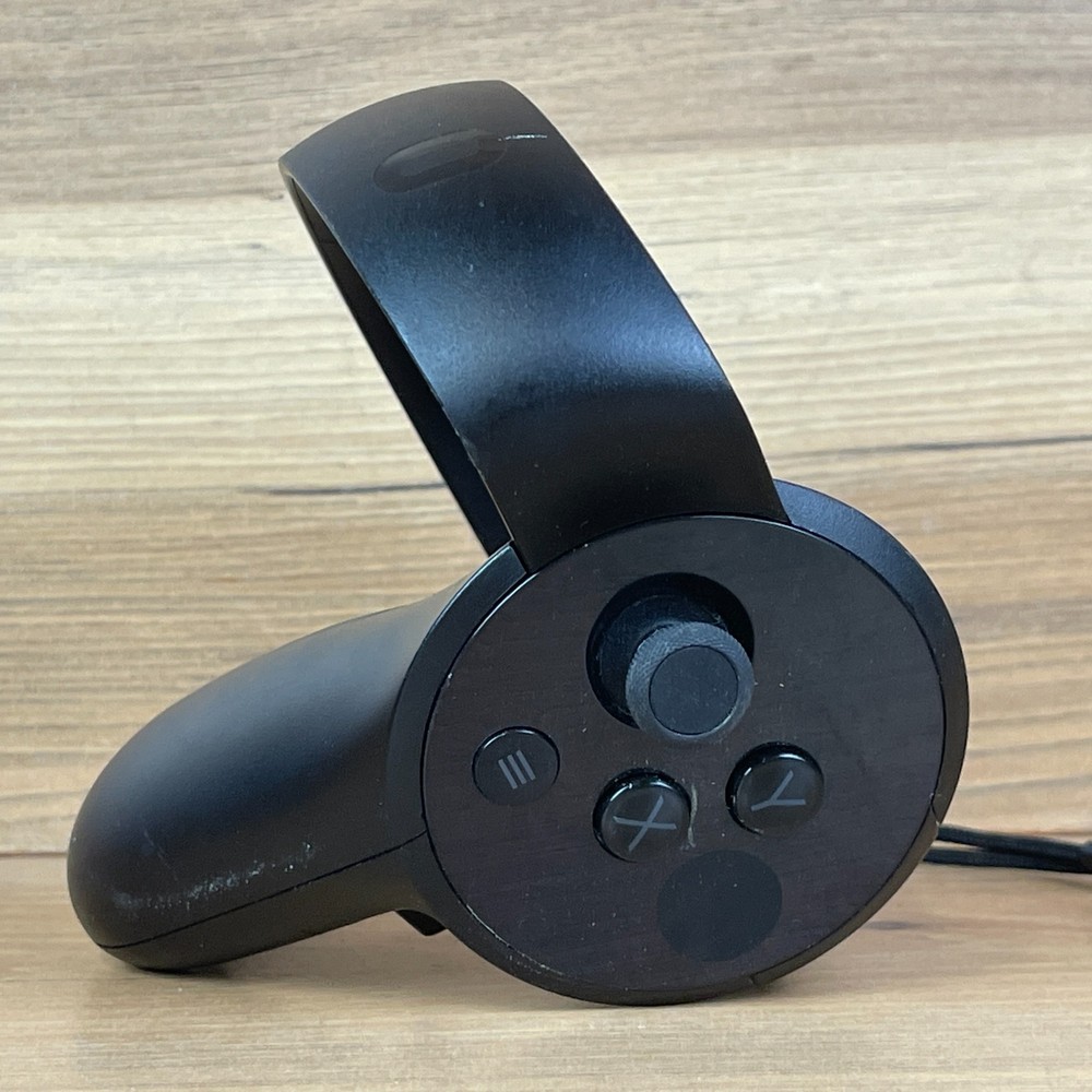 Oculus Black Built-in Microphone PC-Powered VR Gaming Headset with Controller