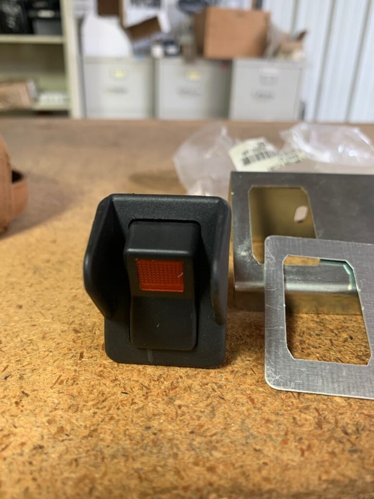 Muncie CS Series Switch Assembly