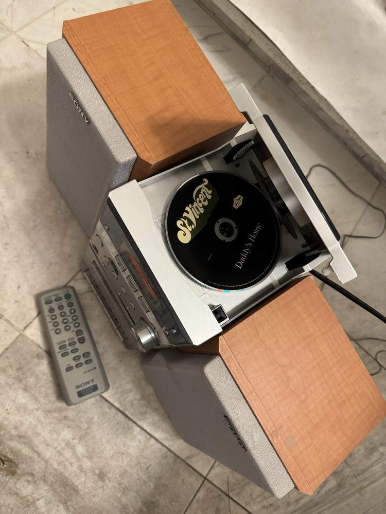 *READ DESCRIPTION: Cassette Doesn’t Work- Sony HCD-EP313 Bookshelf CD Player