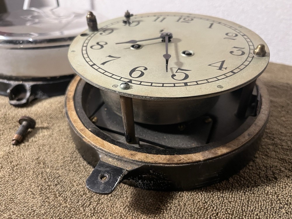Vintage General Electric CS-9 Ship's Clock. Working & In Great Condition.
