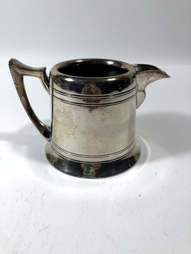 Vintage FB Rogers Silver Co Tea or Milk pitcher #880