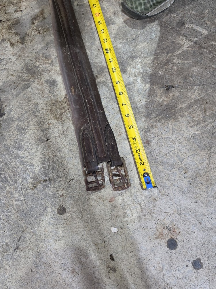 Leather HORSE GIRTH! SIZE 50”