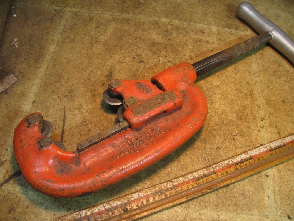 Ridgid no 42A 3/4"-2" Pipe Cutter 4 Wheel