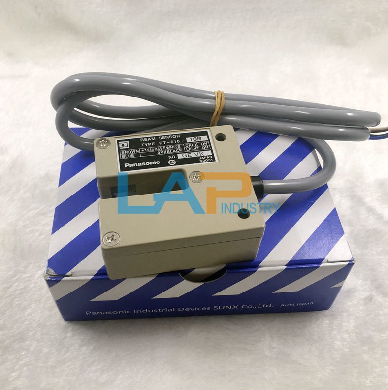 1PCS For Panasonic RT-610-10R Color Sensor Sensor New