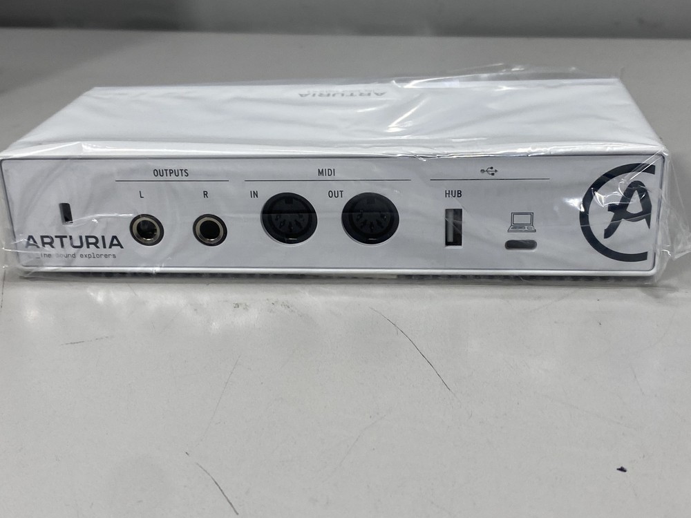 Arturia MiniFuse 2 USB-C Audio Interface - White