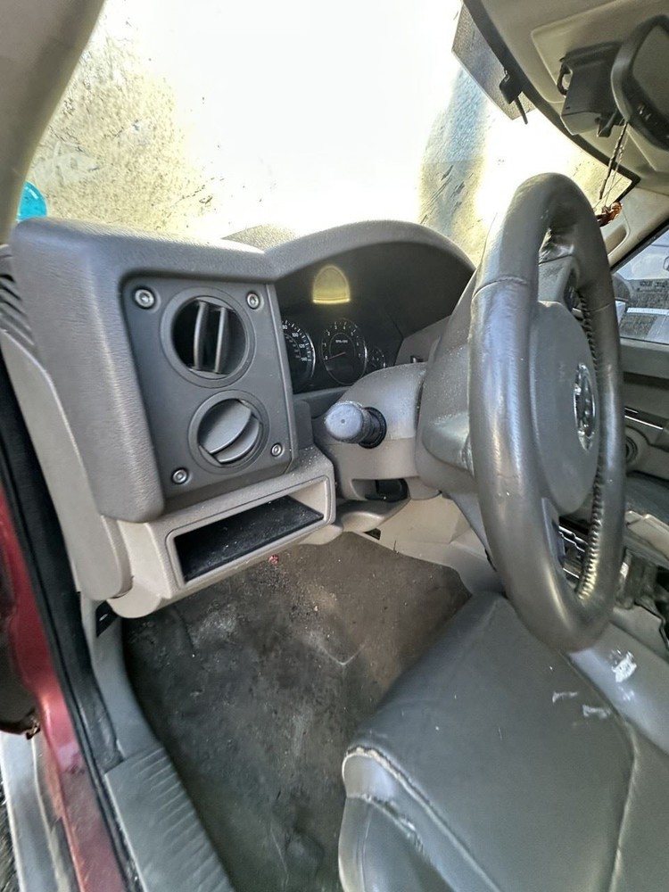 COMMANDER 2006 Rear View Mirror OEM