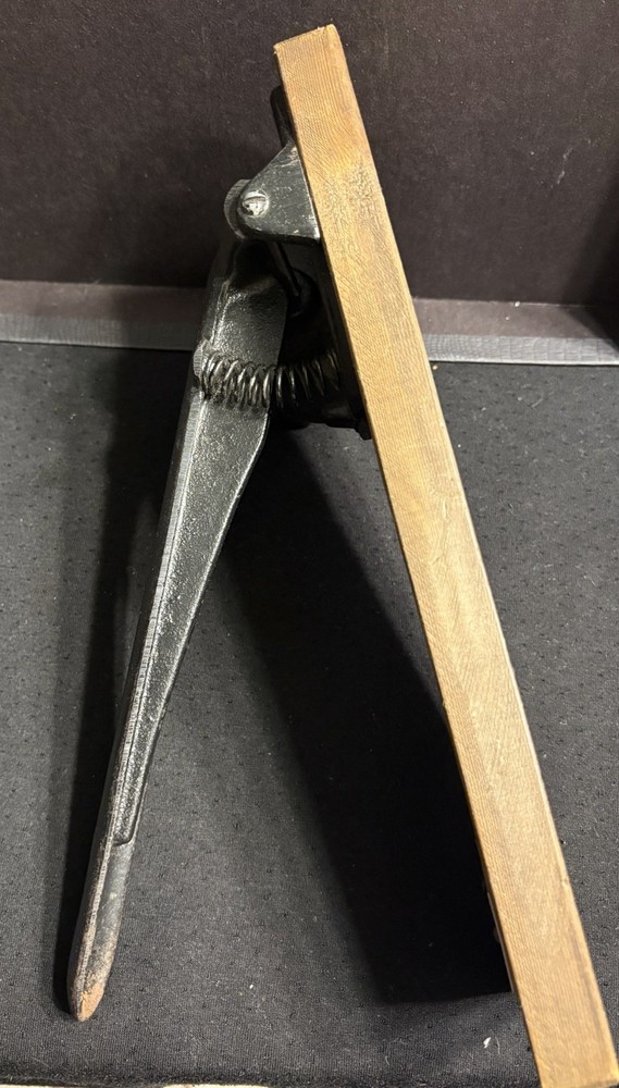 Carolina Cracker, a heavy-duty, wall-mounted lever-style nutcracker