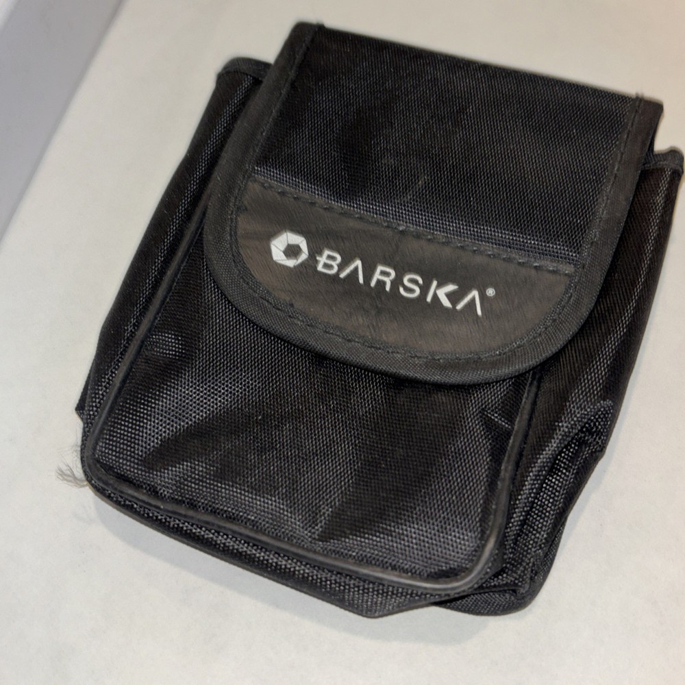 BARSKA 8X22 BINOCULAR & DIGITAL CAMARA IN ORIGINAL BOX