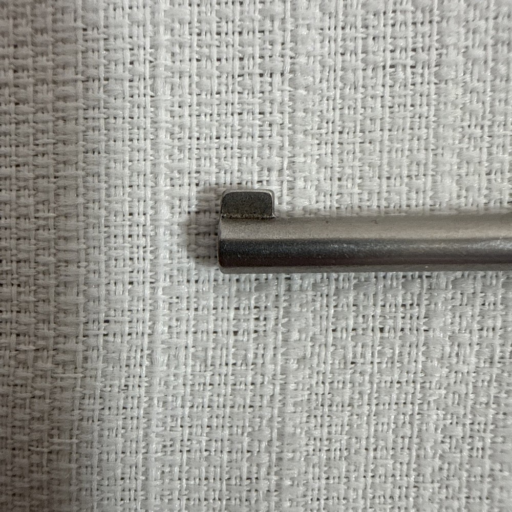 Authentic Smith & Wesson 31136 Standard Handcuff Key
