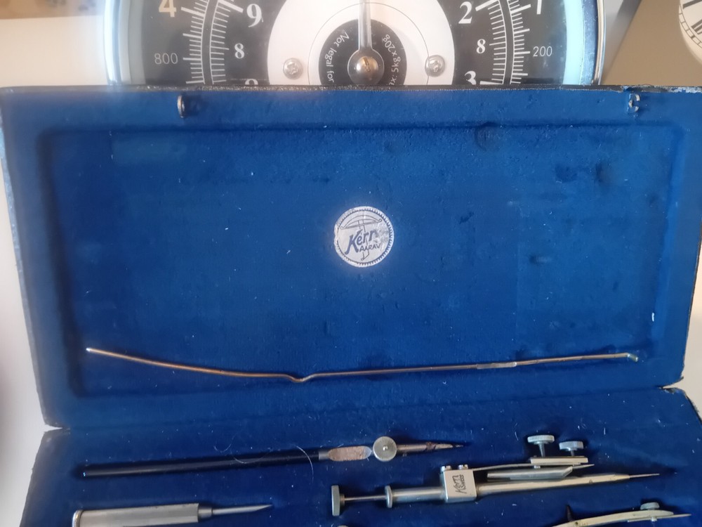 VINTAGE KERN MATH ENGINEER COMPASS DRAWING SET
