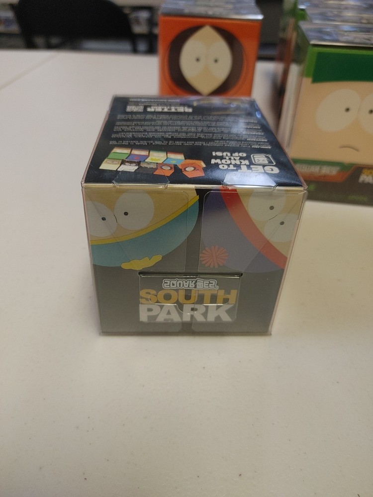Kenny 100+ Deck Box