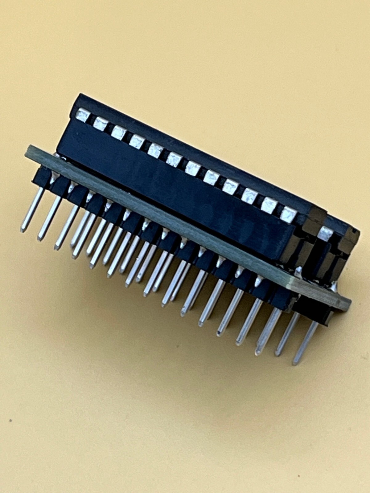 Commodore PLA Replacement MOS 906114-01 / PLS100 for C64, SX 64 High Quality USA