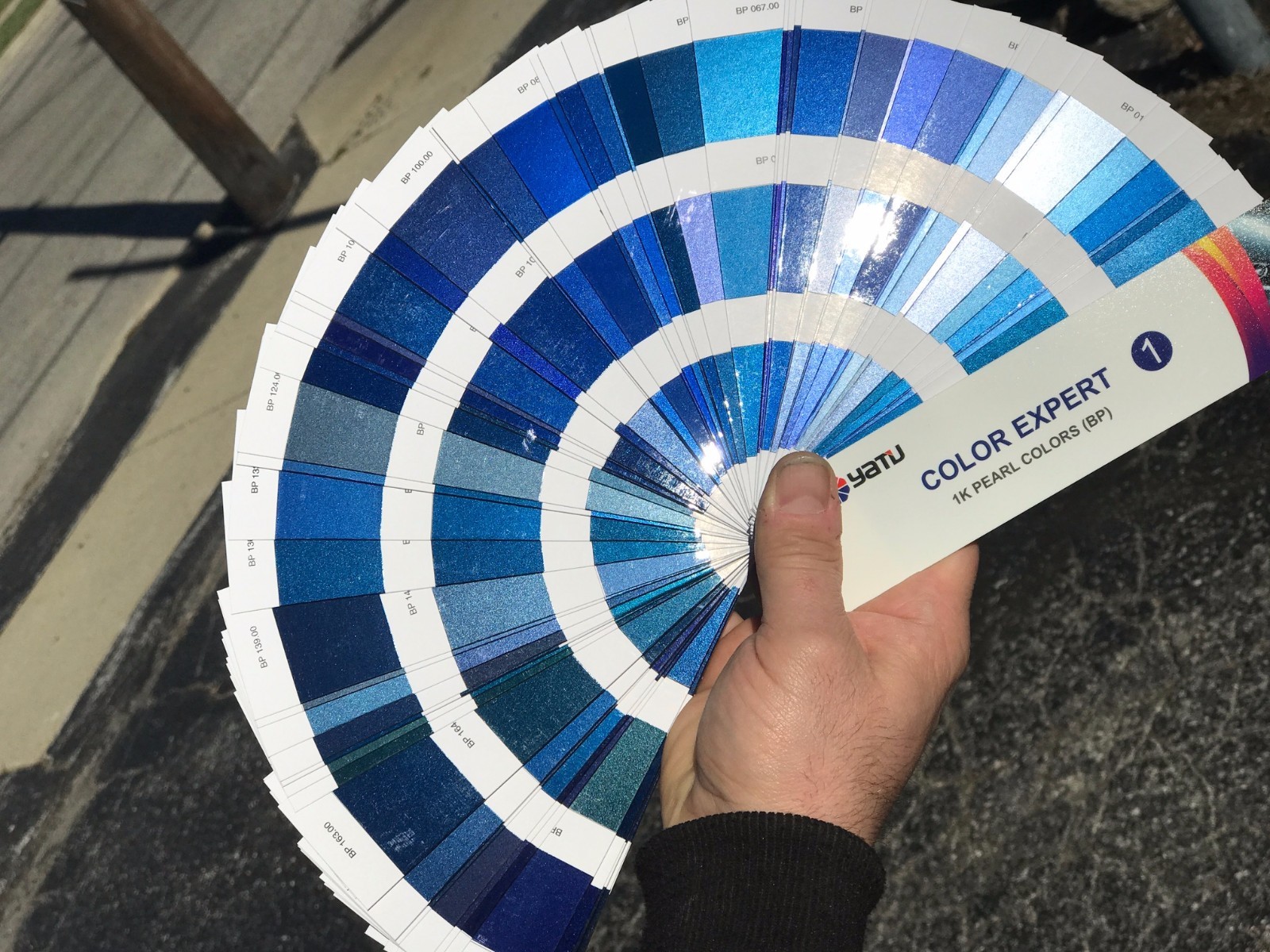 Ford Basecoat Paint PICK YOUR COLOR- 1 QT-Ready to Spray Paint w/ CLEAR COAT KIT