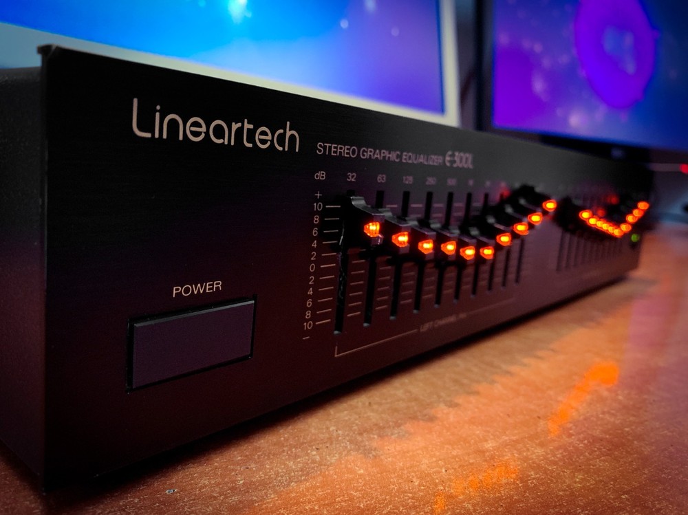LINEARTECH E-300L 🌈RaRe🌈 Vintage Stereo Graphic Equalizer