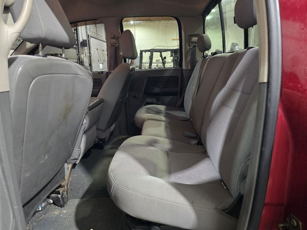 RAM2500 2007 Accessory Holders 625539