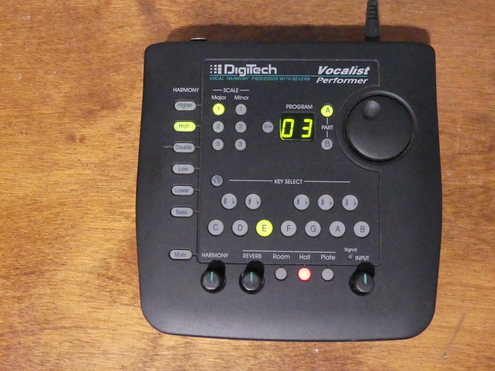 DigiTech Vocalist Performer Vocal Harmony Processor w/ Power Adapter Works Great