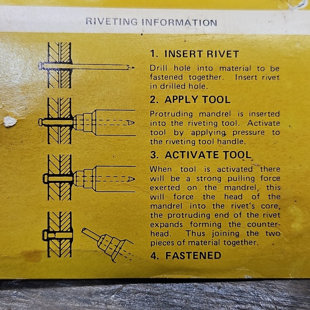 Vintage VSI Riveter Rivet Tool 04299