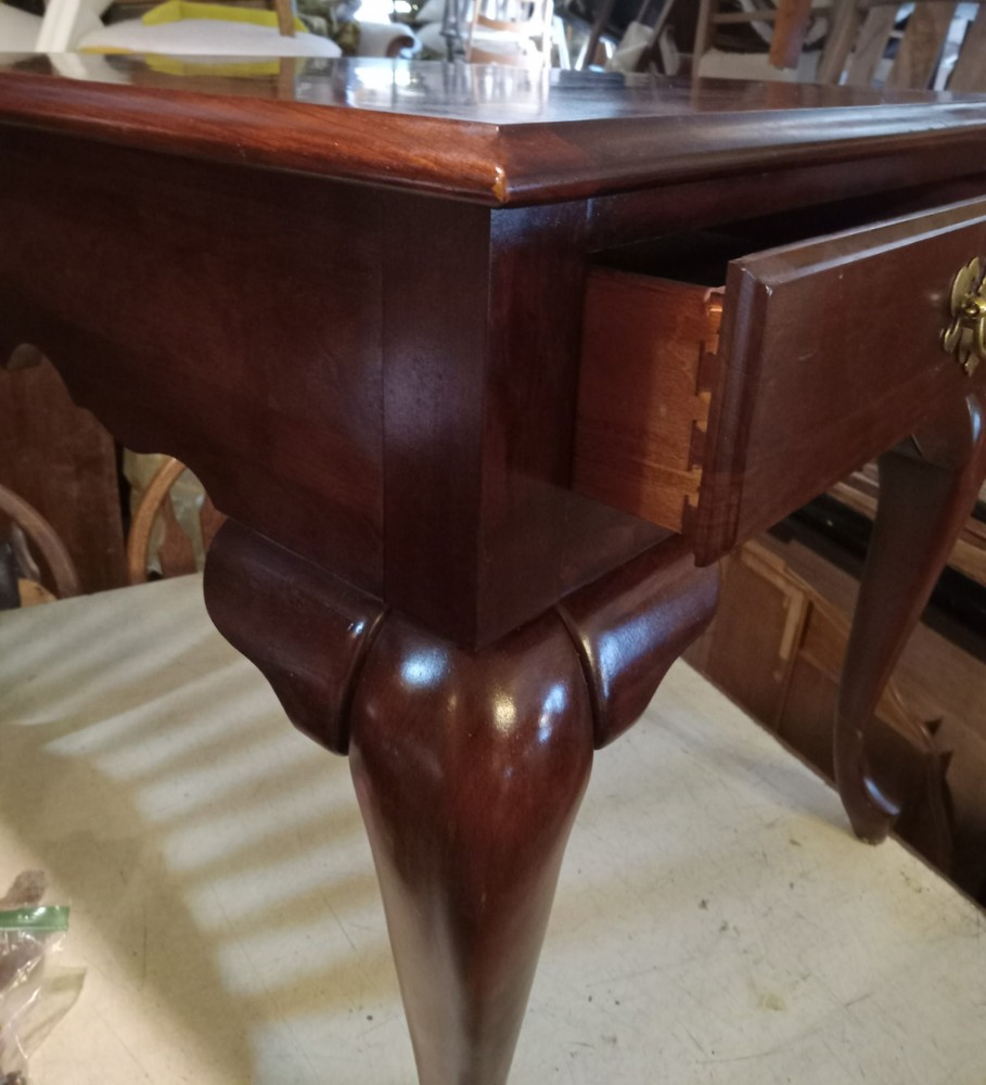 Cherry End Table / Side Table (ET7819)
