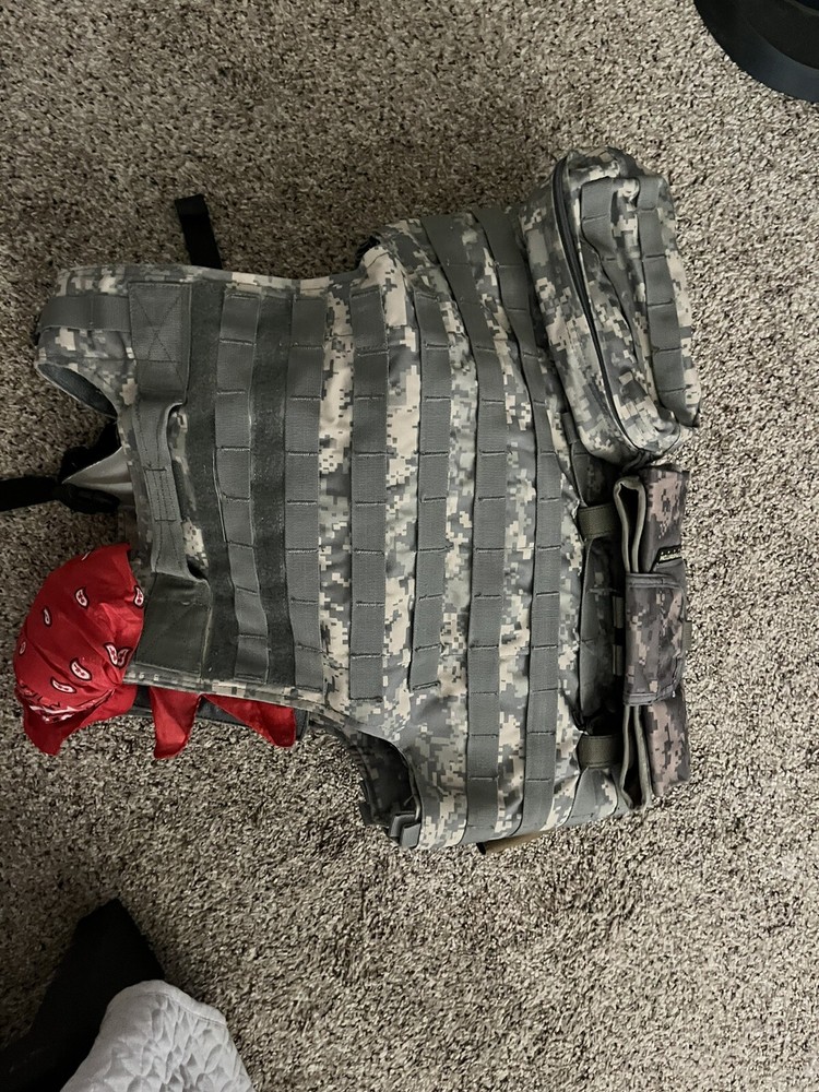 airsoft gun