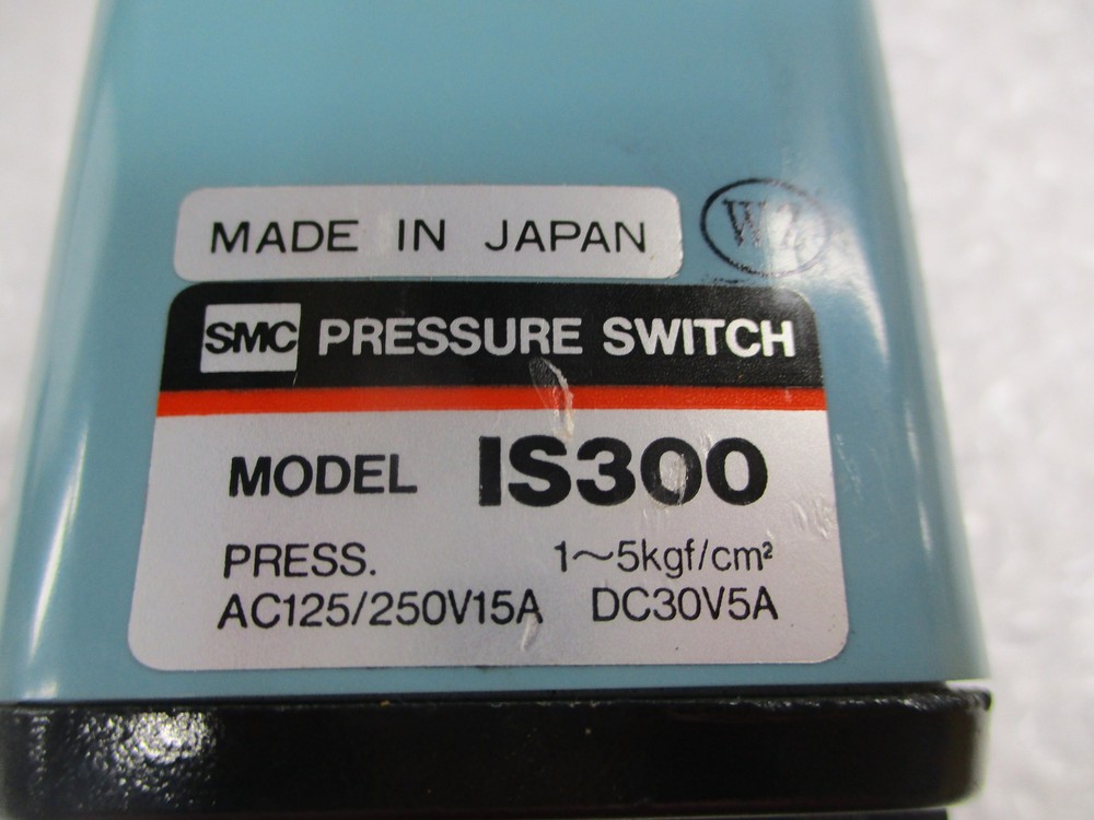 SMC IS300 PRESSURE SWITCH NSNP