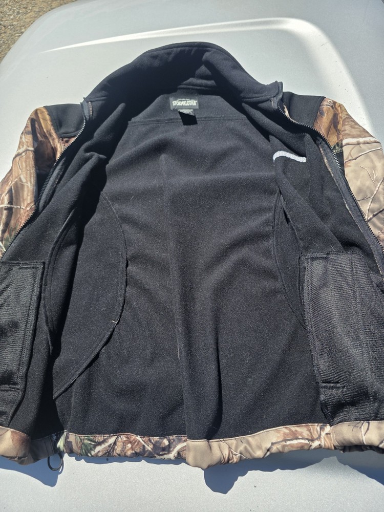 Stormkloth II Camouflage Hunting Jacket size Medium, Zip Closure 100% Polyester
