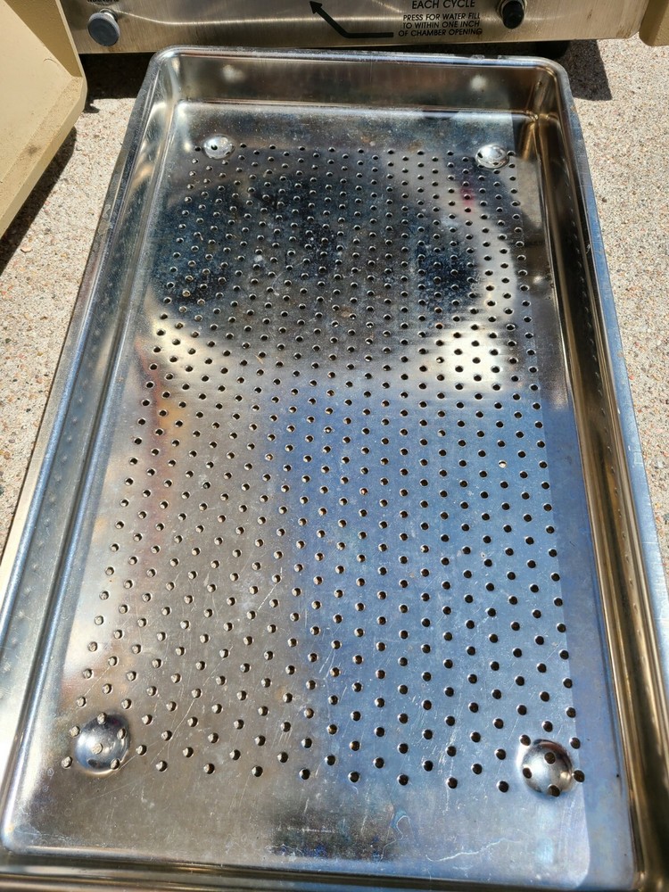 Sybron Barnstead Laboratory Sterilizer C2250 Powers on, Untested